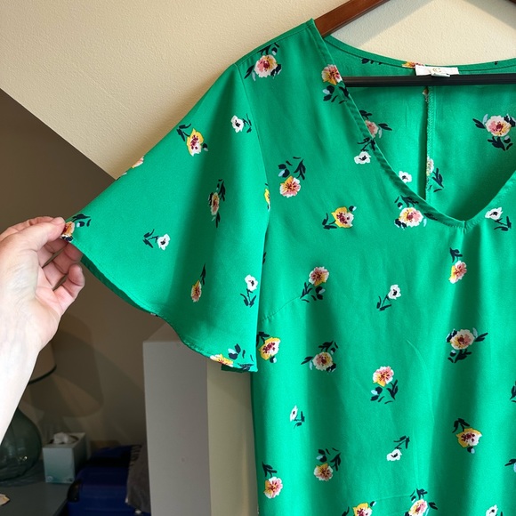 Charming Charlie Blouse - Picture 2 of 5